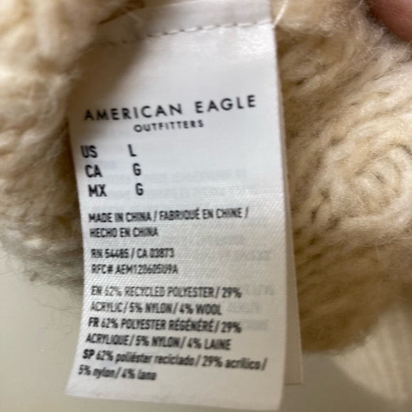 AMERICAN EAGLE OUTFITTERS Cream Cable Knit Cardigan (L) - Picture 6 of 7